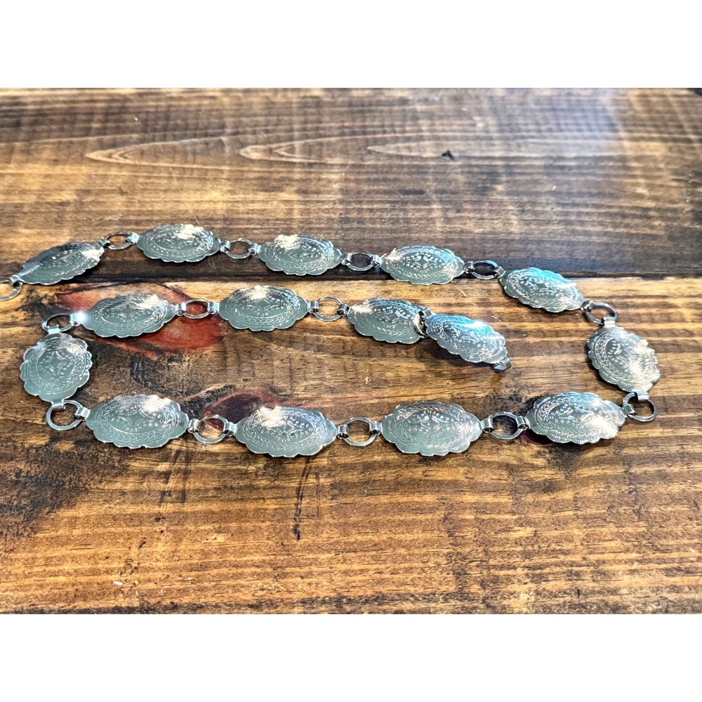 Womens Silver Southwestern Concho Belt Stamped Scalloped Oval Adjustable 34.5L